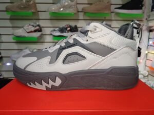 Zapatilla "New Athletic" Casual- En gris y marrón