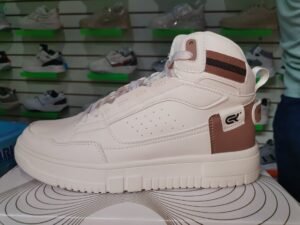 Zapatillas tipo Básquet  , corte alto/marron